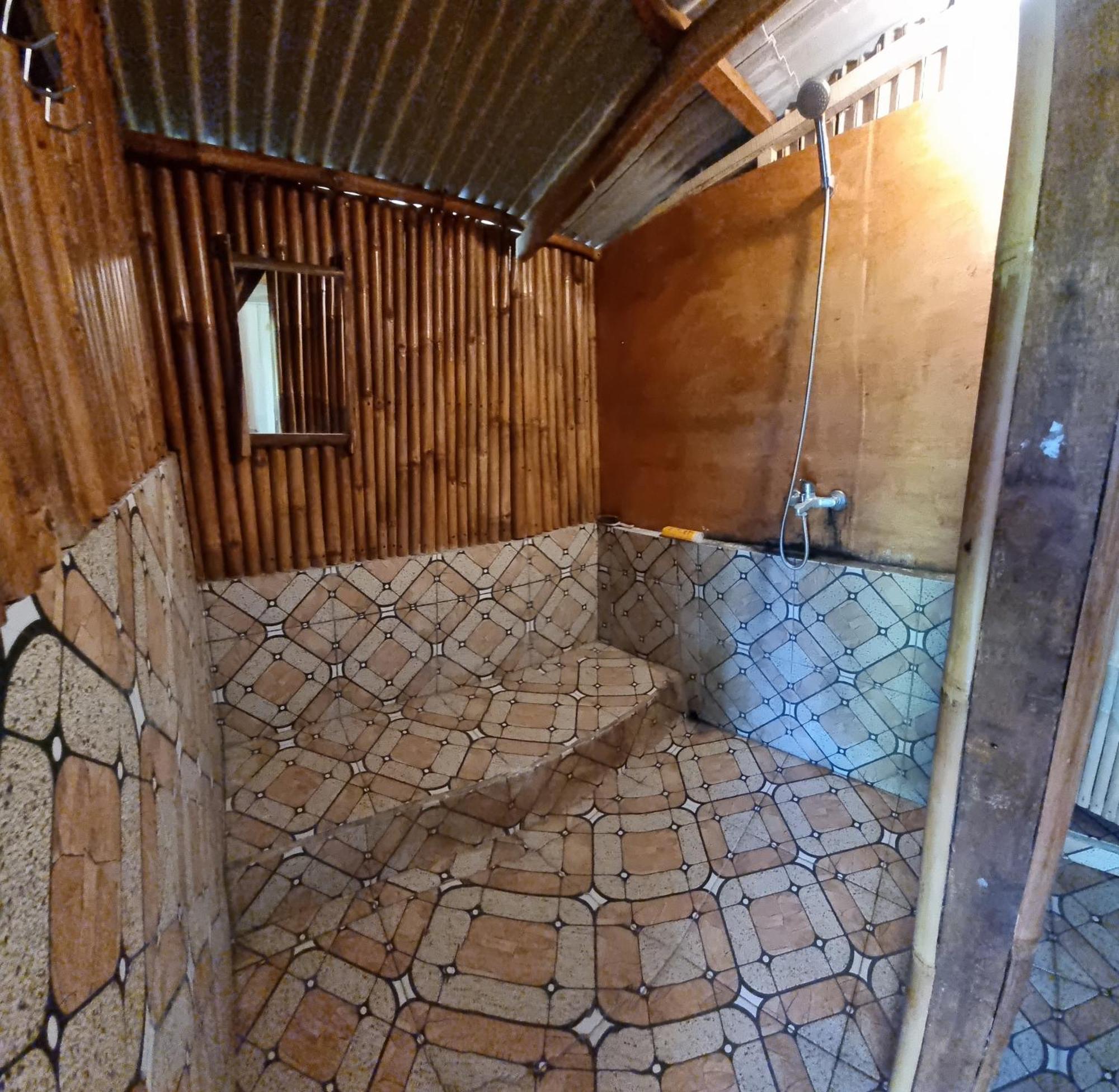 Tetebatu Hostel Ngoại thất bức ảnh
